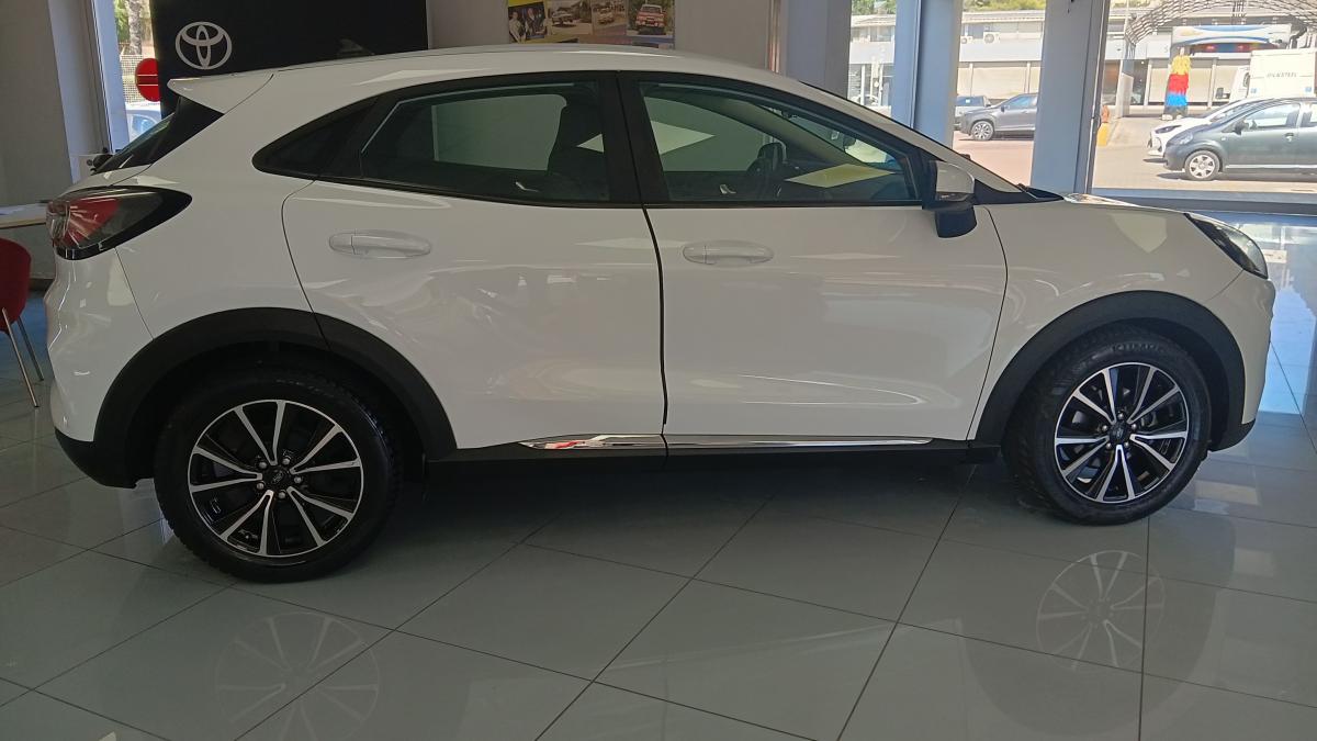 Ford Puma 1.0 EcoBoost Hybrid 125 CV Titanium